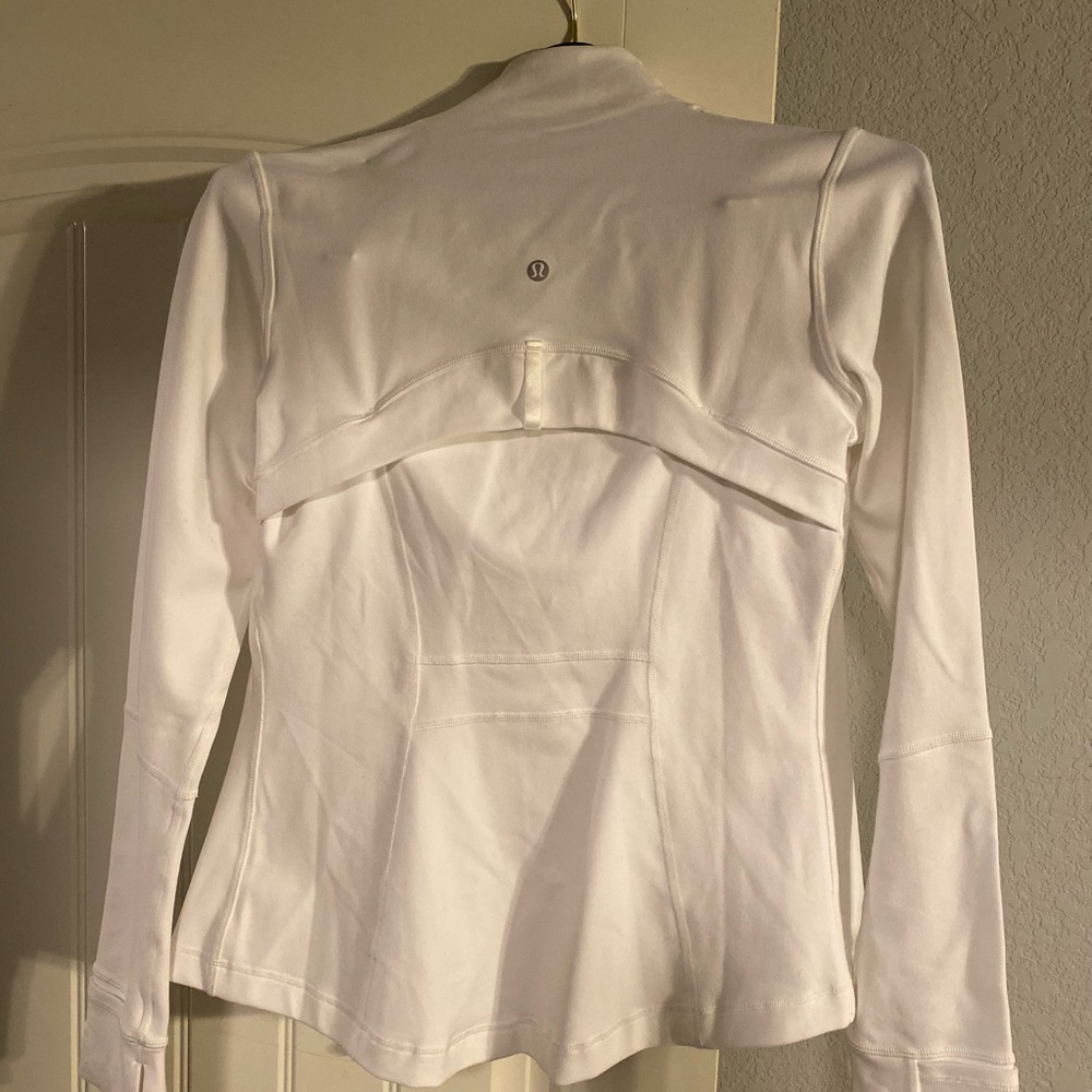 LuLuLemon White ZIP Up Fitted Jacket